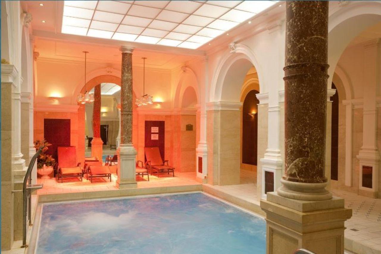 Ensana Nove Lazne Hotel Marianske Lazne Bagian luar foto