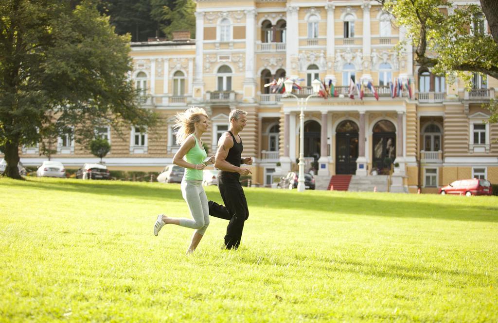 Ensana Nove Lazne Hotel Marianske Lazne Bagian luar foto