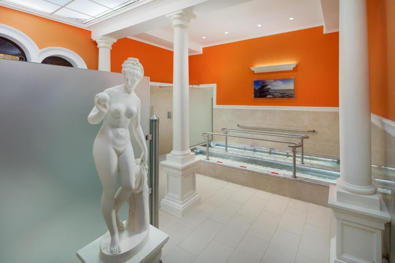 Ensana Nove Lazne Hotel Marianske Lazne Bagian luar foto