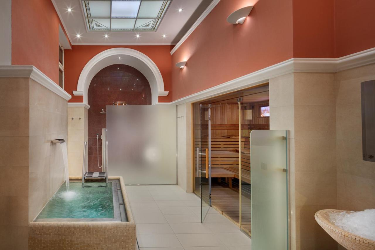 Ensana Nove Lazne Hotel Marianske Lazne Bagian luar foto