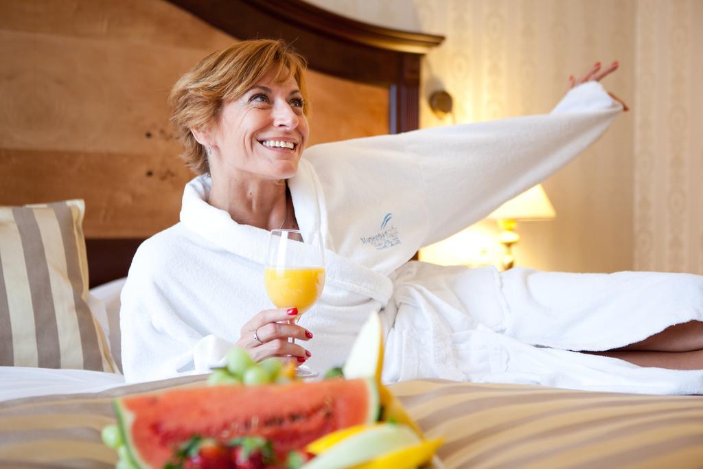 Ensana Nove Lazne Hotel Marianske Lazne Bagian luar foto
