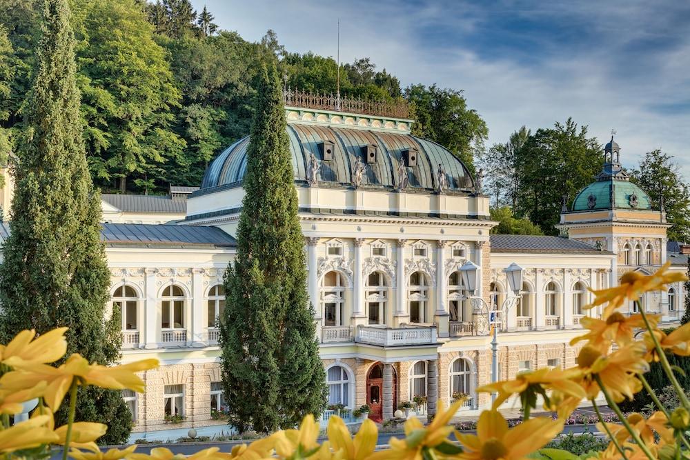 Ensana Nove Lazne Hotel Marianske Lazne Bagian luar foto