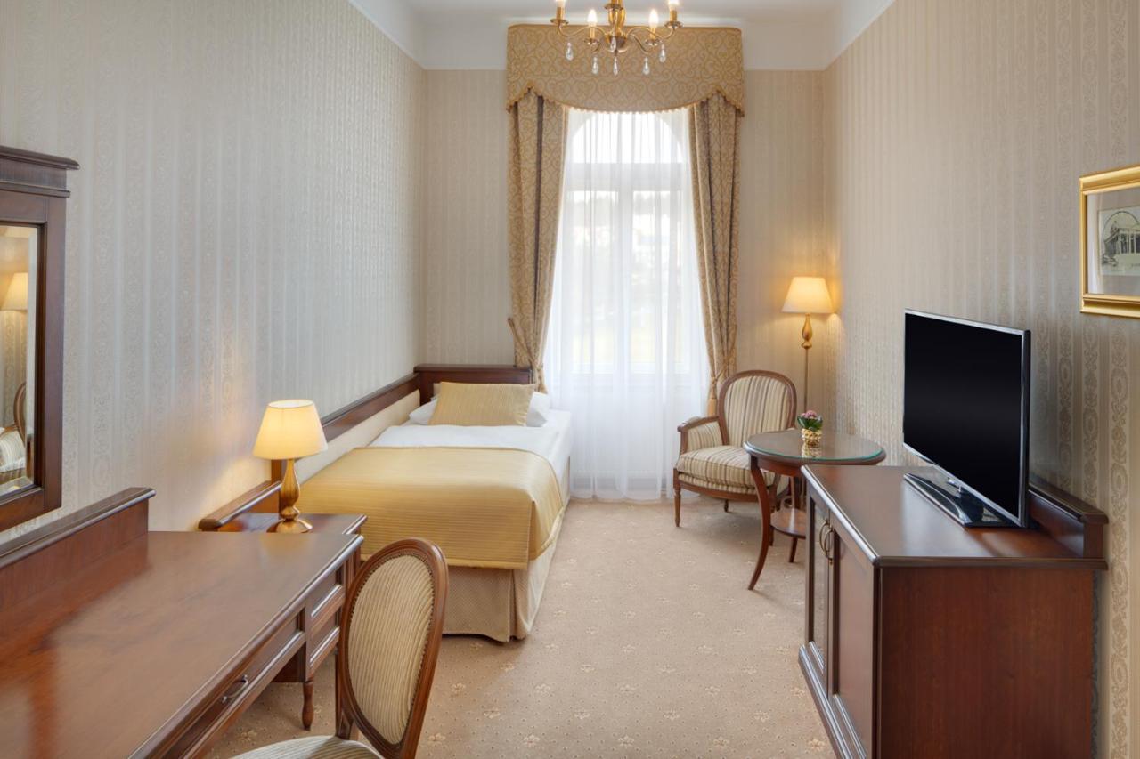 Ensana Nove Lazne Hotel Marianske Lazne Bagian luar foto